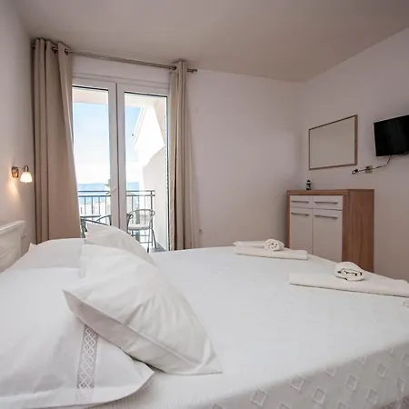 And Nikola Apartman *