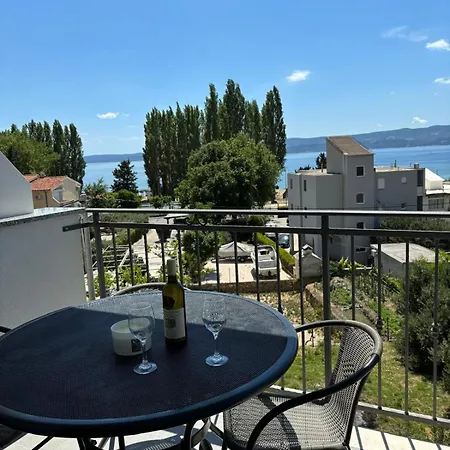 And Nikola * Omiš